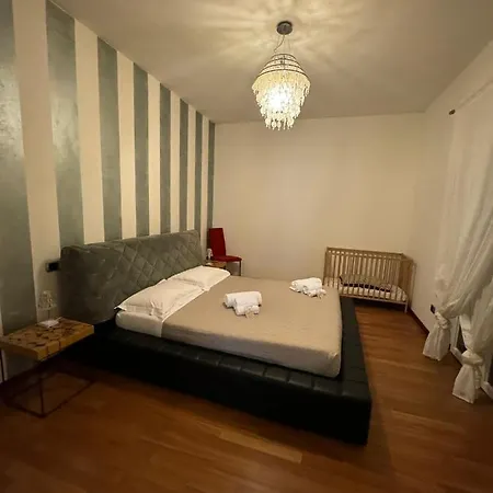 Casa Medusa لا سبيتسْيا