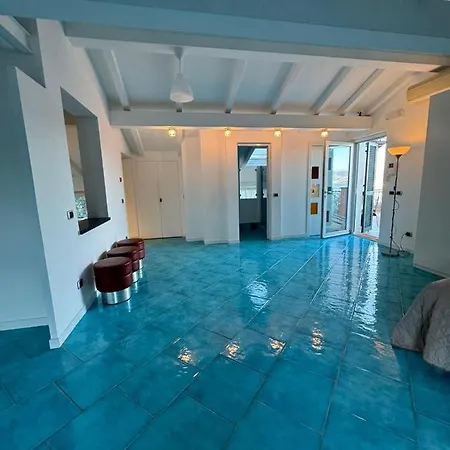 Casa Medusa لا سبيتسْيا
