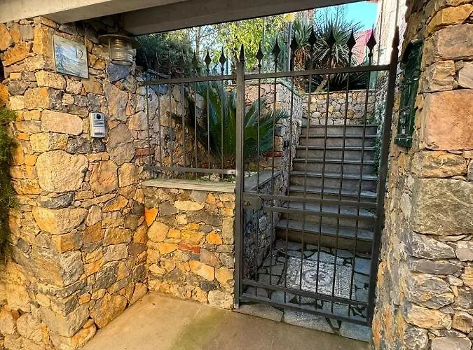 Casa Medusa Apartment *